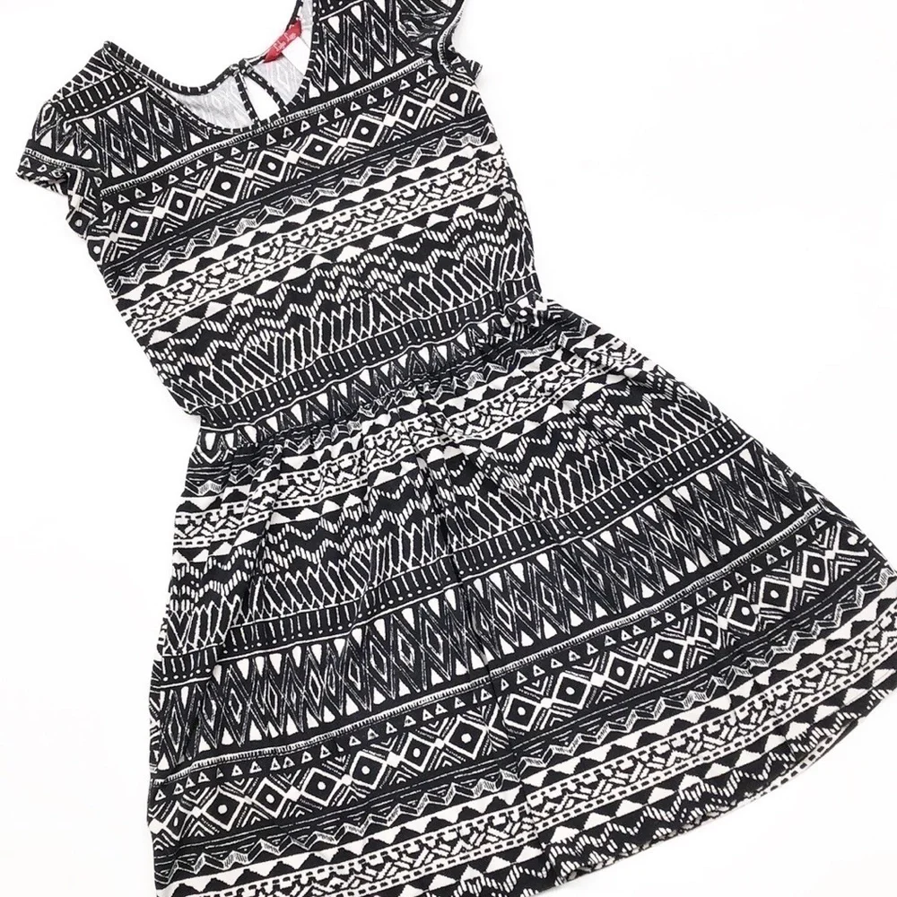 Lulu Luv black/white tribal print girls dress